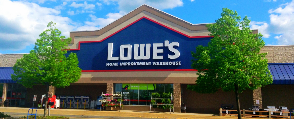 Lowe's Dividends